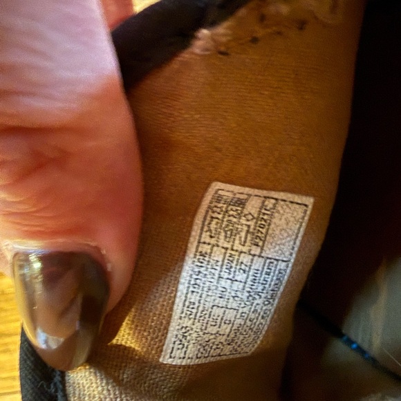 UGG Leather Slip-On Sneakers – Black & Metallic – Women’s 10 - Picture 5 of 9